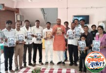 झाडीपट्टी नाट्यभूमी जिवंत राहिली पाहिजे; कलाकारांच्या मानधनात वाढ व्हावी. – महेंद्र ब्राह्मणवाडे
